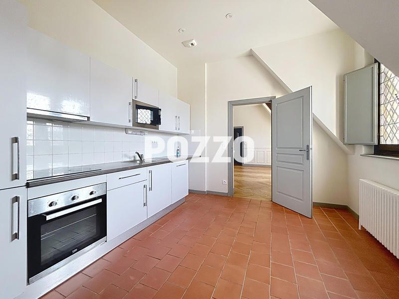 Appartement - 79 m² - 3 pièces