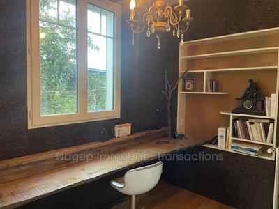 Propriété - 206 m² - 9 pièces