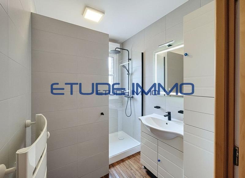 Appartement - 95 m² - 4 pièces