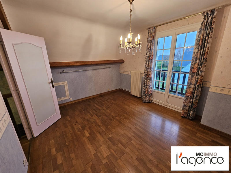 Maison traditionnelle - 110 m² - 4 pièces