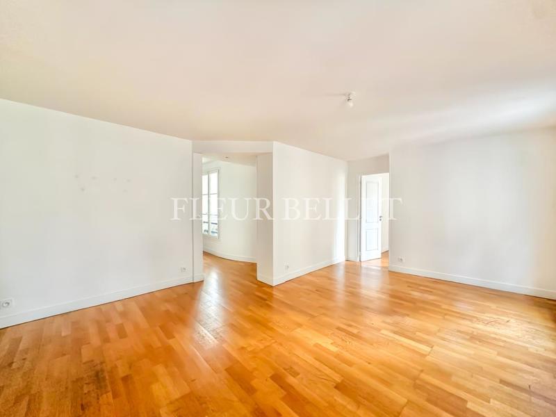 Appartement - 83 m² - 5 pièces