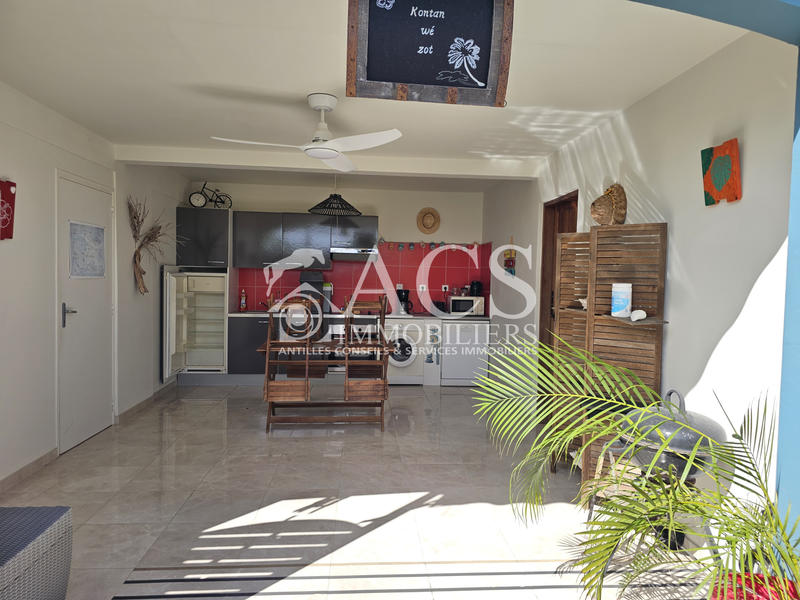 Maison - 98 m² - 4 pièces