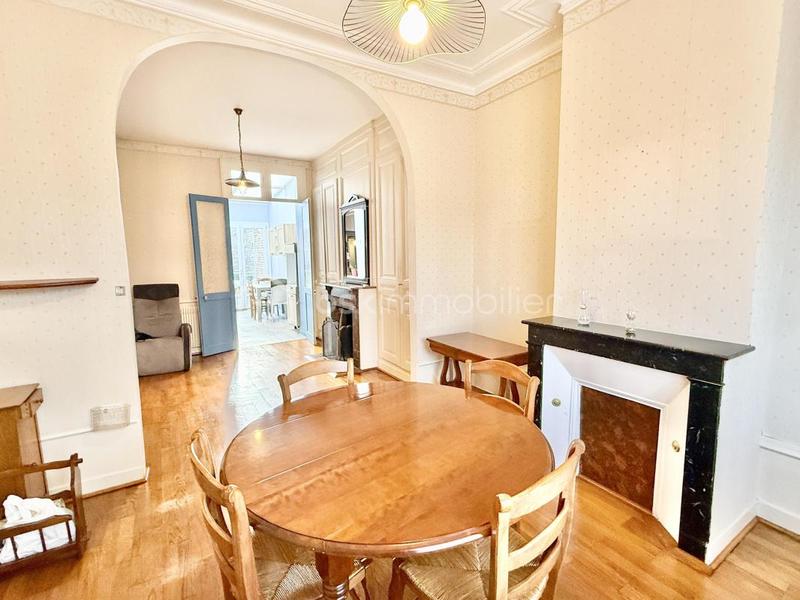 Maison - 110 m² - 5 pièces