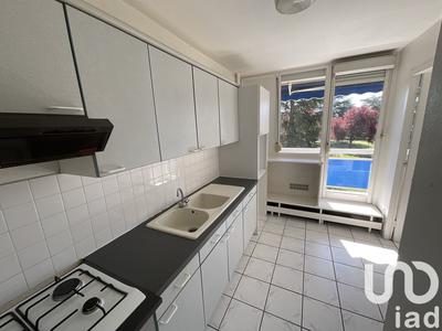 Appartement - 80 m² - 4 pièces