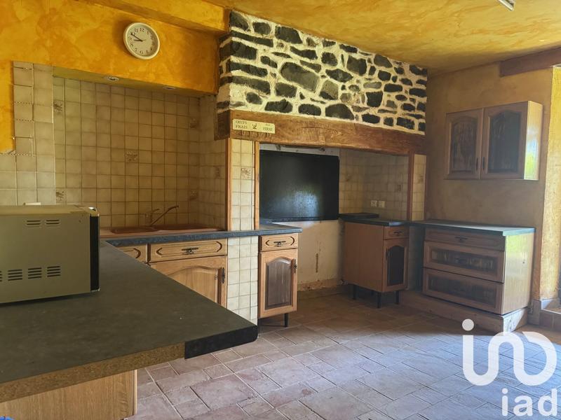 Maison - 236 m² - 9 pièces