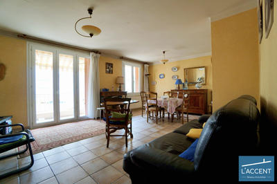 Appartement - 70 m² - 3 pièces