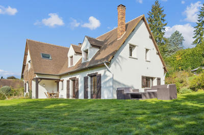 Maison - 215 m² - 7 pièces