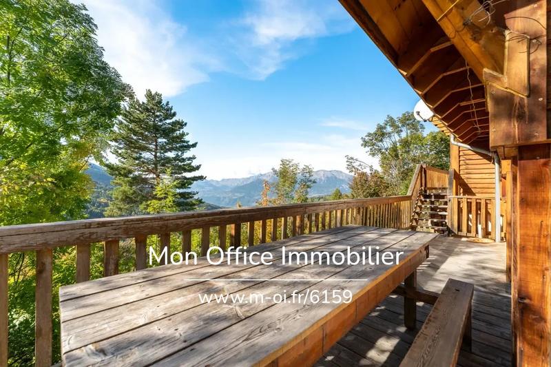 Châlet - 330 m² - 10 pièces