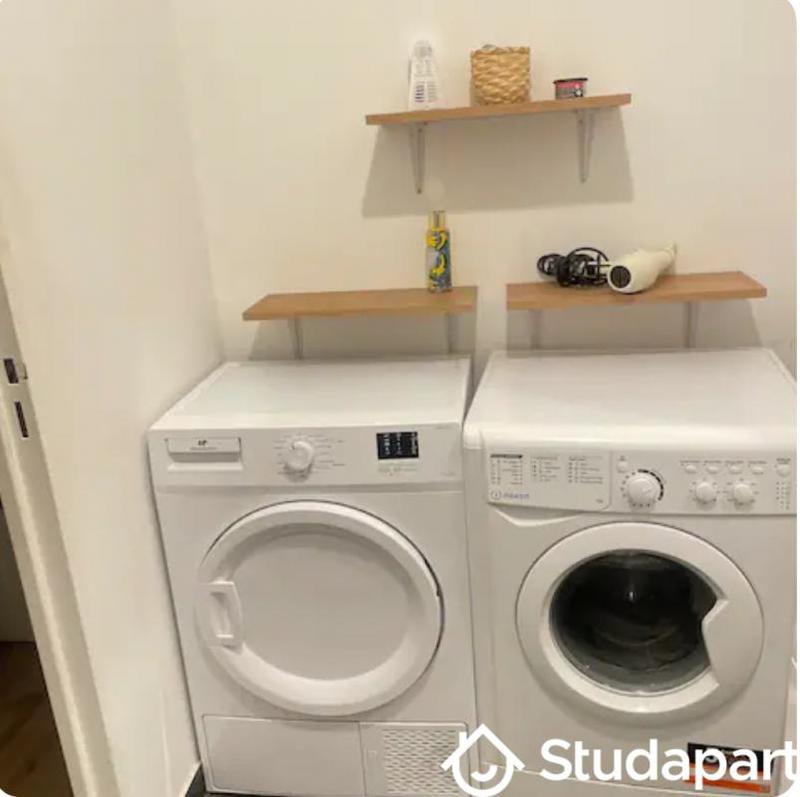 Chambre - 10 m² - 1 pièce