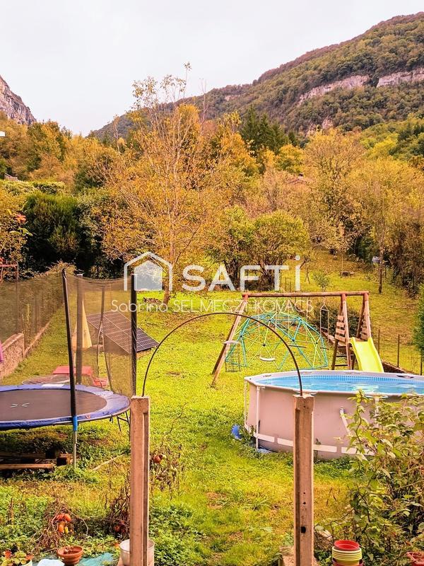 Maison - 170 m² - 7 pièces