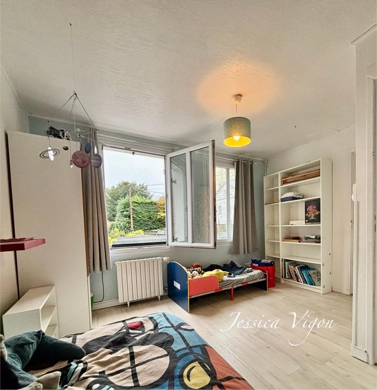 Maison - 92 m² - 5 pièces