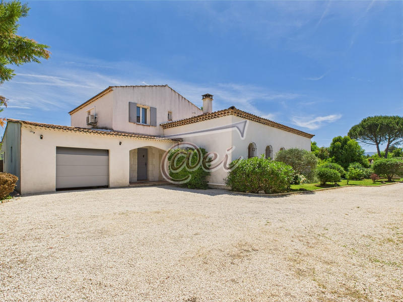 Villa - 150 m² - 6 pièces