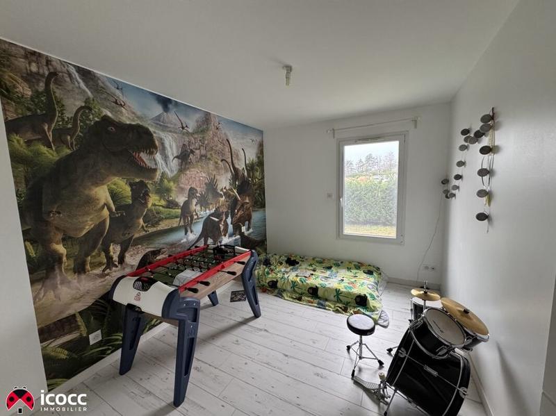 Maison - 104 m² - 5 pièces