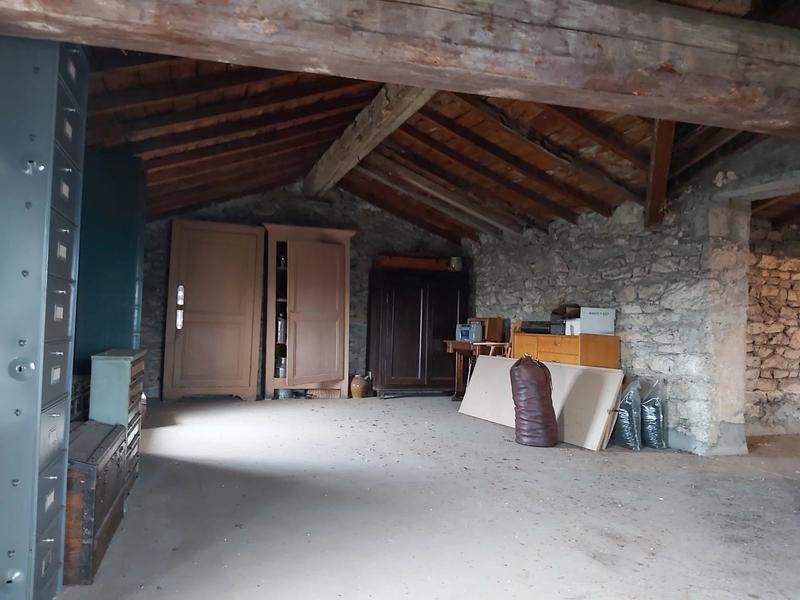 Maison - 212 m² - 5 pièces
