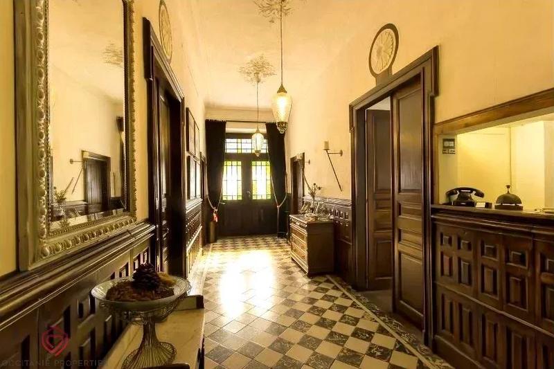 Château - 513 m² - 11 pièces