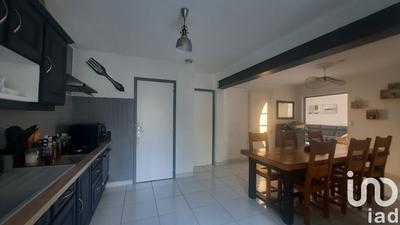 Maison - 104 m² - 4 pièces