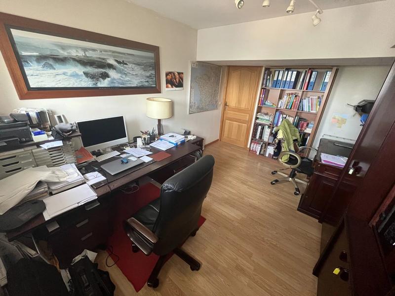 Maison - 161 m² - 6 pièces