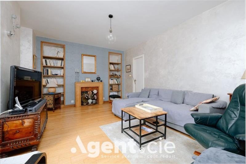 Appartement - 82 m² - 3 pièces