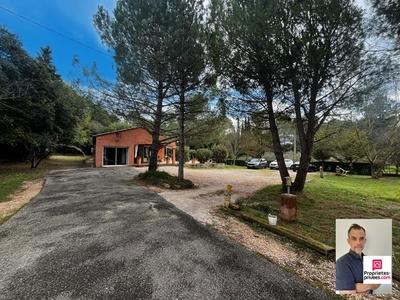 Maison - 128 m² - 6 pièces