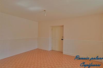 Maison - 92 m² - 5 pièces