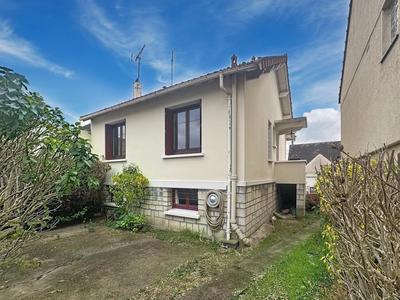 Maison - 90 m² - 5 pièces