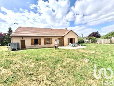 Maison - 97 m² - 6 pièces