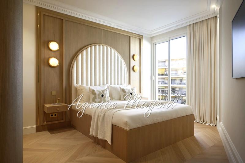 Appartement - 130 m² - 4 pièces