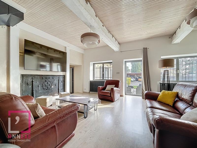 Maison ancienne - 240 m² - 6 pièces