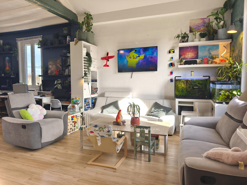 Maison - 110 m² - 4 pièces