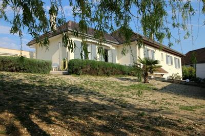 Maison - 145 m² - 5 pièces