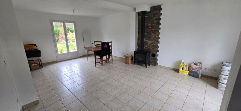 Maison - 90 m² - 5 pièces