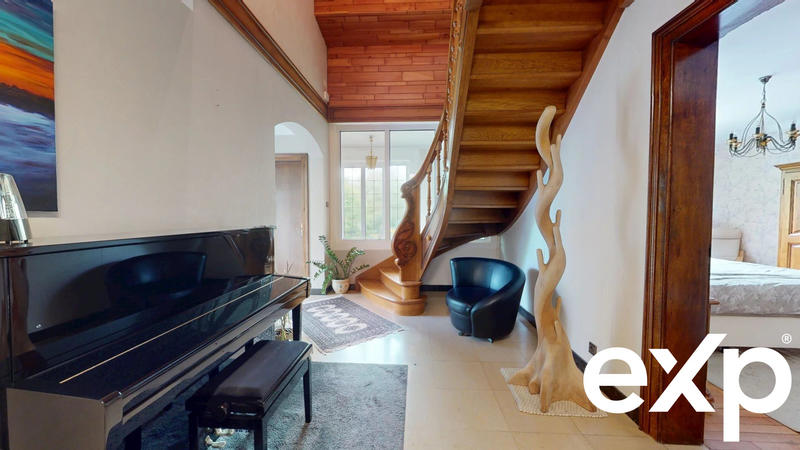 Villa - 204 m² - 7 pièces