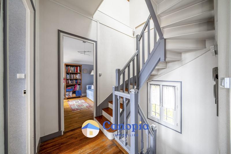 Maison - 120 m² - 6 pièces