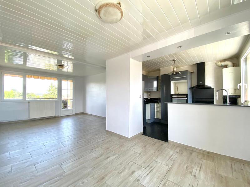 Appartement - 60 m² - 4 pièces