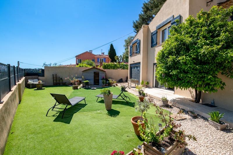 Maison - 175 m² - 7 pièces