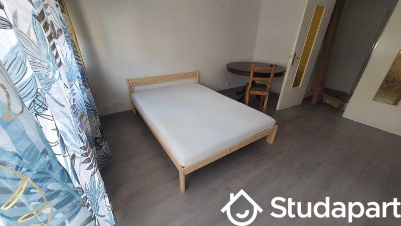 Chambre - 25 m² - 1 pièce