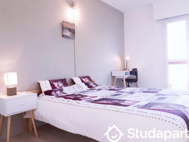 Chambre - 13 m² - 1 pièce