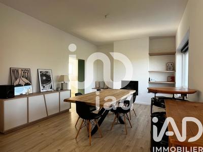 Maison - 182 m² - 8 pièces