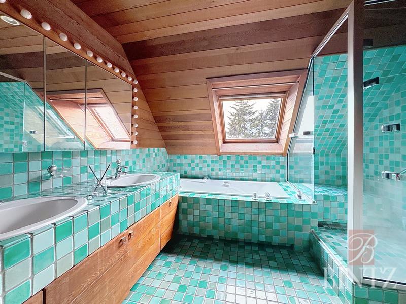 Appartement - 187 m² - 5 pièces