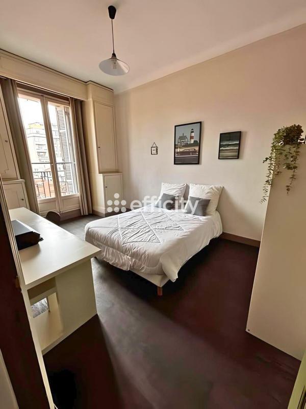 Appartement - 90 m² - 4 pièces