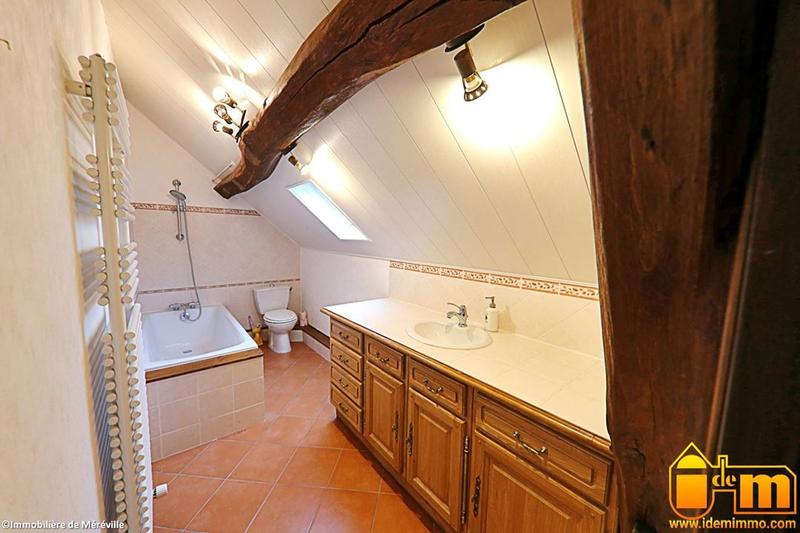 Propriété - 280 m² - 11 pièces