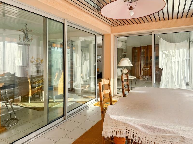 Maison - 263 m² - 6 pièces