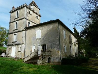 Maison de maîtres - 533 m² - 12 pièces