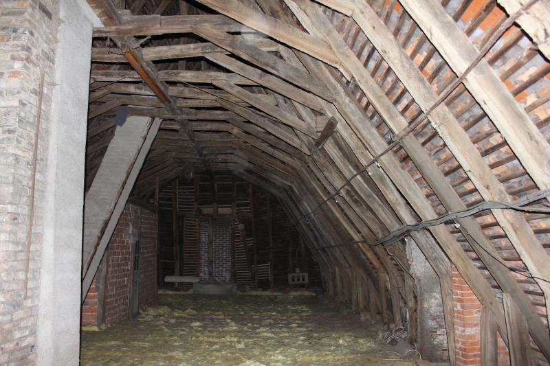 Propriété - 143 m² - 15 pièces