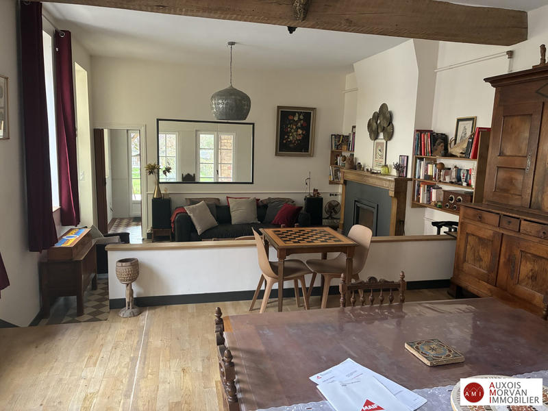 Maison ancienne - 235 m² - 12 pièces