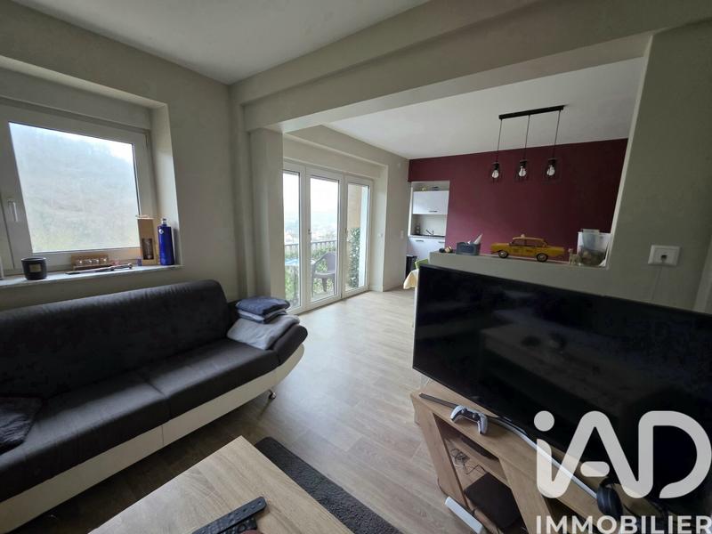 Appartement - 90 m² - 4 pièces