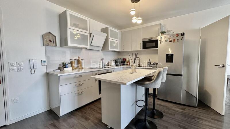 Appartement - 67 m² - 3 pièces