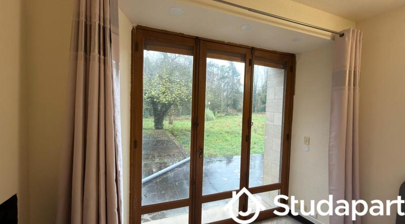 Chambre - 15 m² - 1 pièce