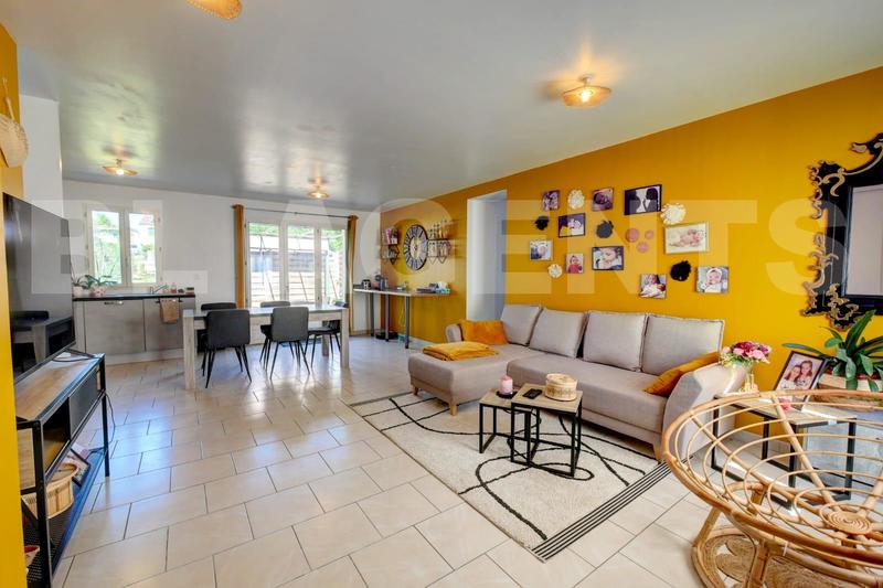 Maison traditionnelle - 117 m² - 7 pièces