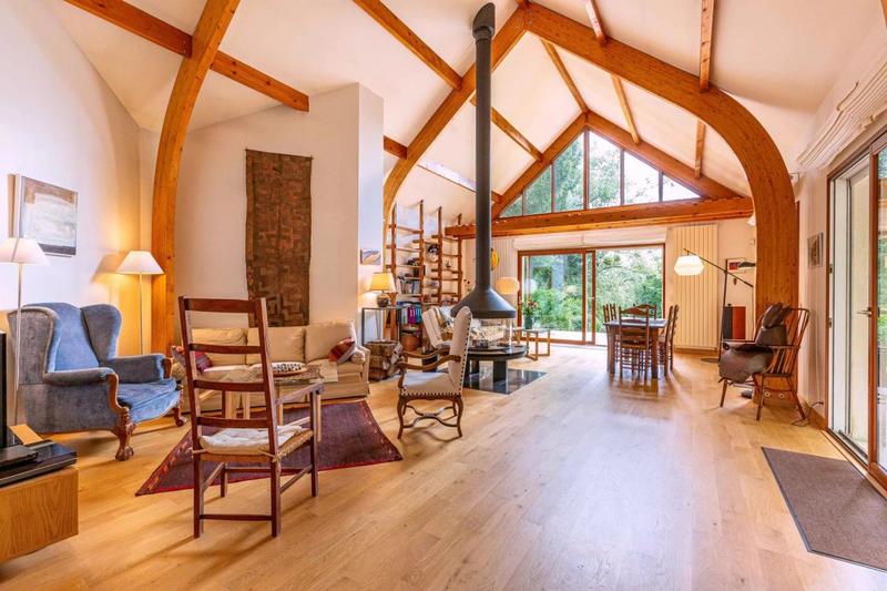 Maison - 229 m² - 6 pièces